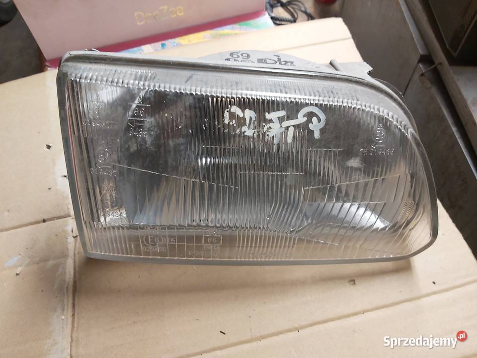 Lampa przednia Opel Kadett prawa