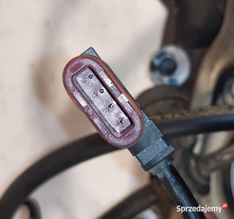 ZWROTNICA PRAWY TYŁ MERCEDES W204 W207 dolnośląskie Mielęcin