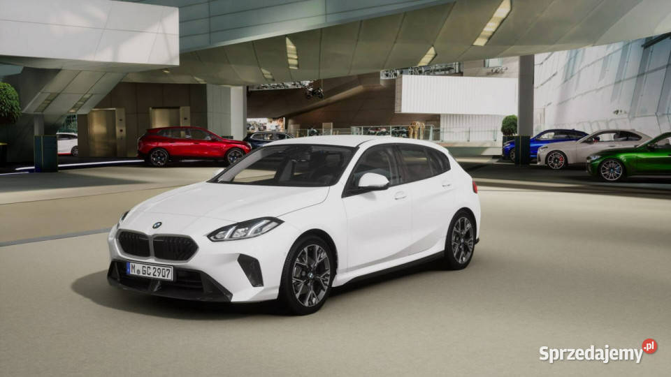 BMW 116 BMW 116 Dostępny ręki F70 2024 5km BMW Łódź sprzedam