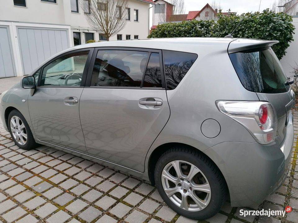 Toyota Verso 2 2D Cat panorama webasto nawigacja Łódź