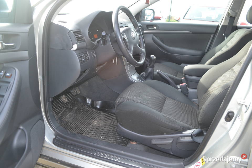 Toyota Avensis Zarejestrowana 77 Rok produkcji 2006 Zgorzelec sprzedam
