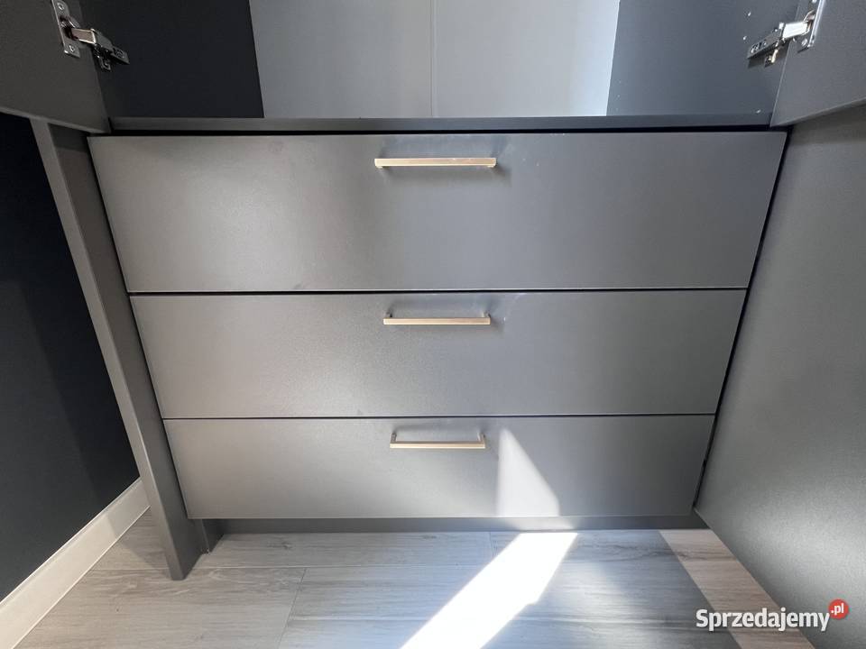 Grafitowa szafa HAGA Świętochłowice
