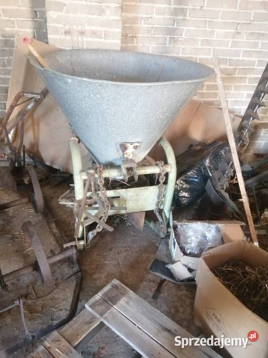 Rozsiewacz lejek Rossosz sprzedam