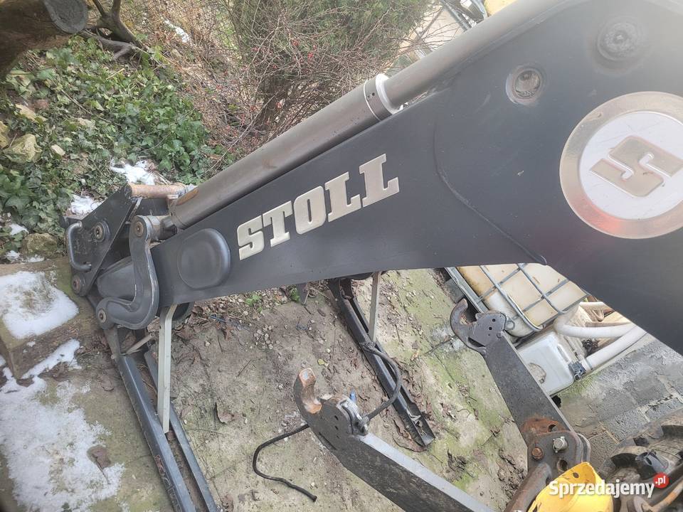 Ładowacz Czołowy Stoll claas arion Borowa