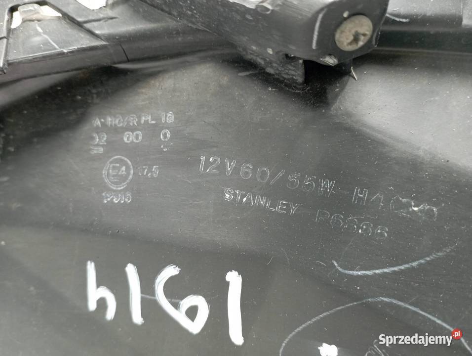 LAMPA PRZÓD PRAWA EUROPA Honda Jazz III 2008