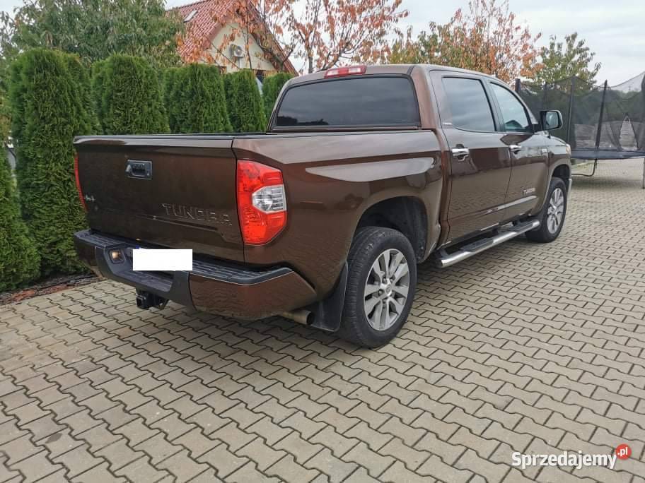 Toyota Tundra 57 2017r Rok produkcji 2017 Lewiczyn