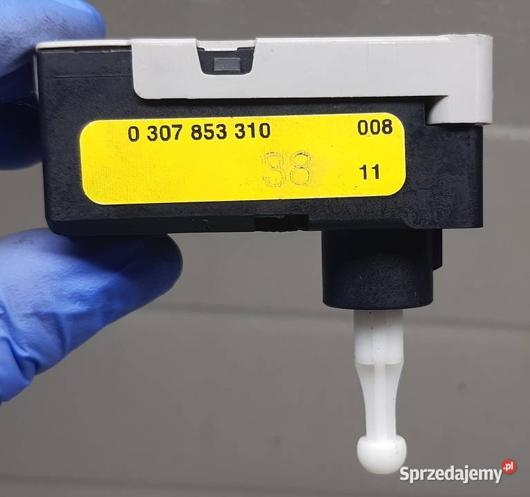 SILNICZEK REGULACJI LAMPY XENON FORD MONDEO MK3 dolnośląskie Mielęcin