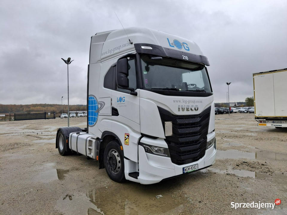 Iveco AS440STP