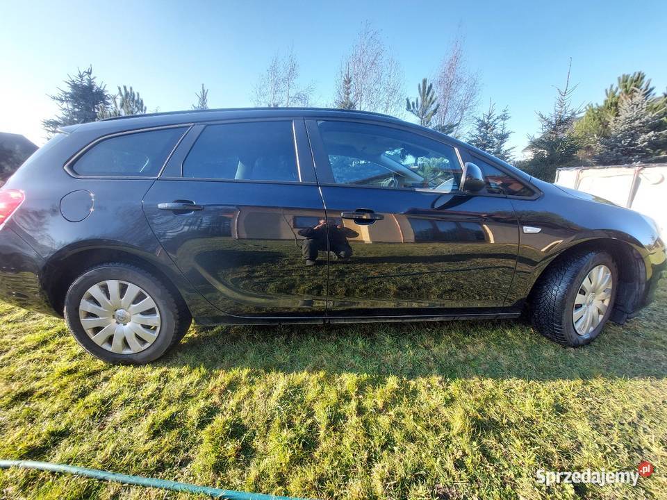 ASTRA J 14 TURBO 140 2013 NAVITEMPOMAT Zarejestrowany w Polsce Konstantynów Łódzki