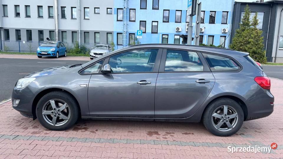Opel Astra J Sporta Tourer 14 turbo benzyna centralny zamek Kruszyn