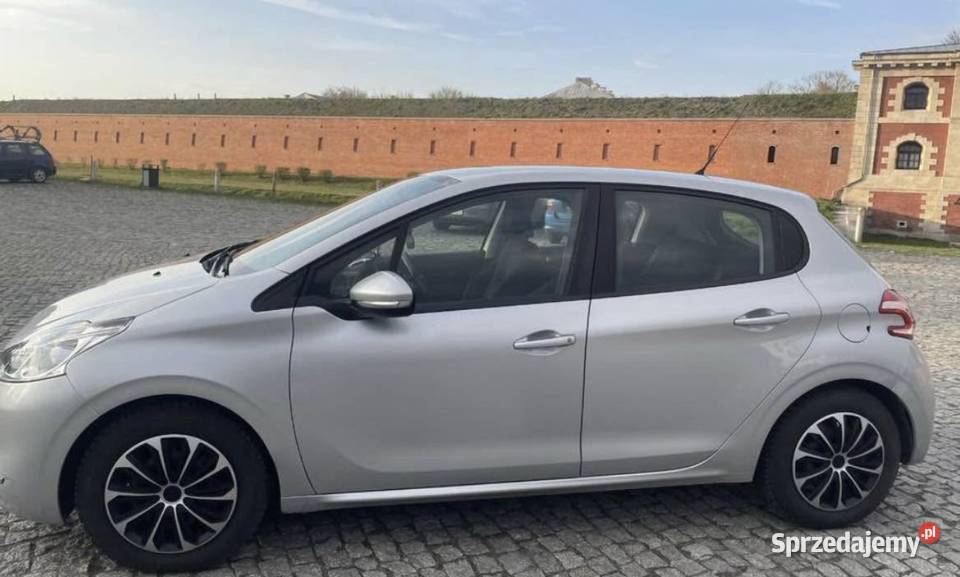 Peugeot 208 klimatyzacja