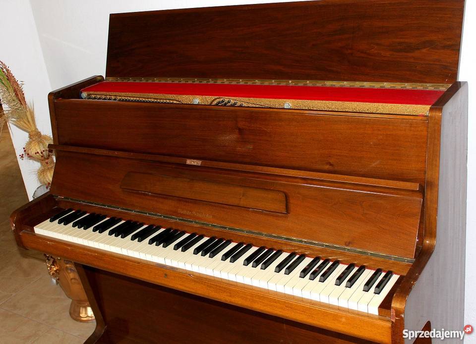 pianino Nordiska Pianofabriken Zwoleń