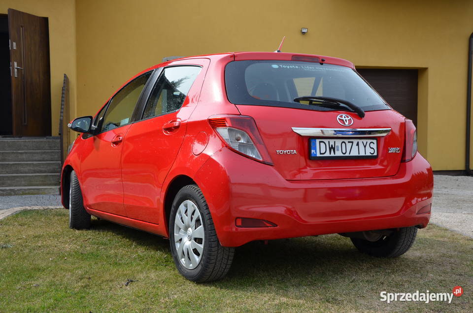 Ładna Toyota Yaris 10 Gaz 2 kpl kół Chełm sprzedam