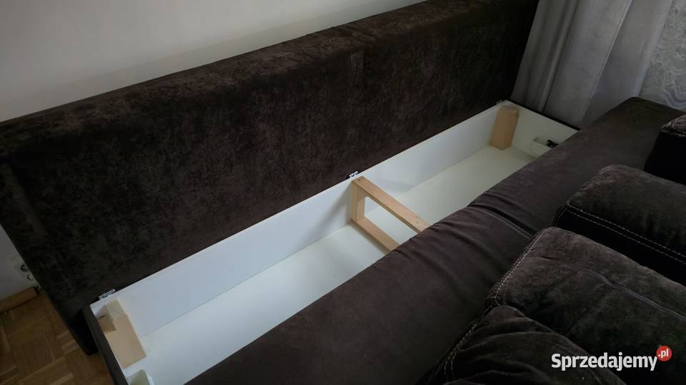 Sofa rozkładana 150x200 stan 2letnia
