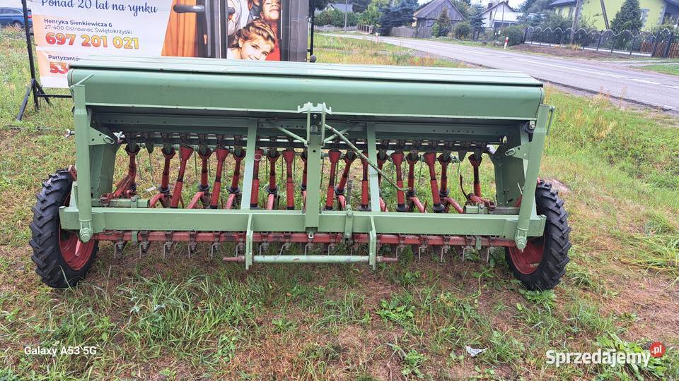 Siewnik Hassia DLV 25metra Rembów sprzedam