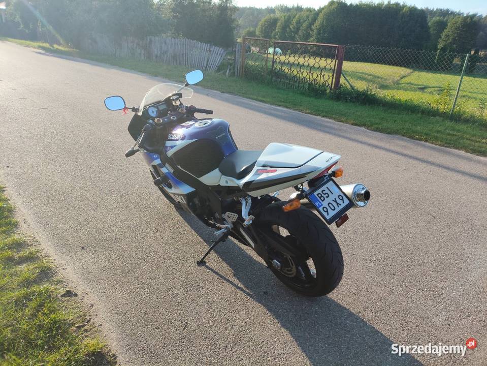 Suzuki GSXR 1000 perfekcyjny stan Niski przebieg garażowany