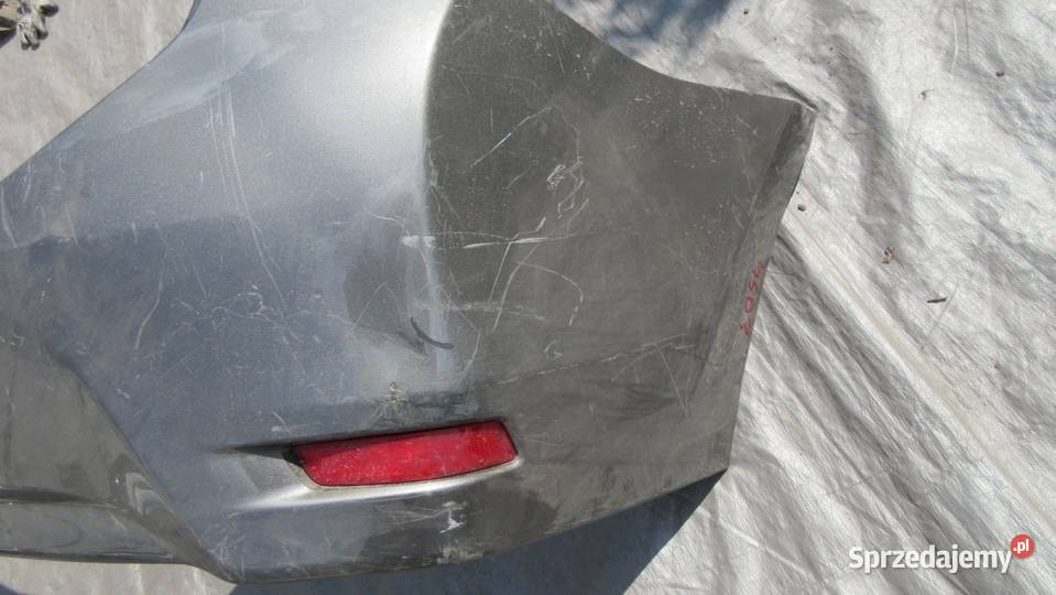 TOYOTA COROLLA E18 E16 2013 ZDERZAK TYL TYLNY Motoryzacja Ruda Śląska