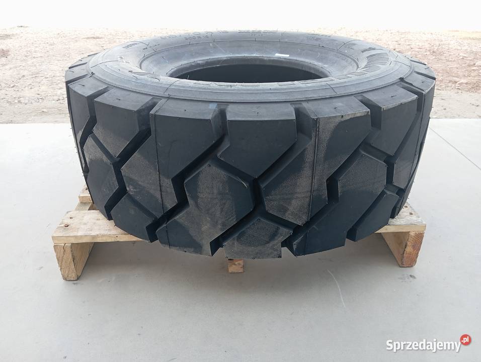 Wózek widłowy Opona pneumatyczne 300R15 31570R15 Błędów sprzedam