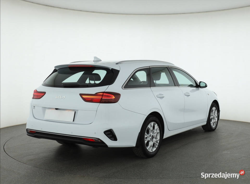 Kia Ceed 15 TGDI Rok produkcji 2022