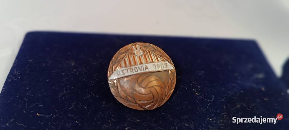 Odznaka okolicznościowa klubu Ostrovia Ostrów Kraków