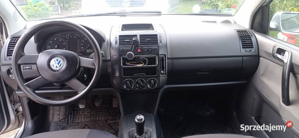 VW polo 12 benzyna 2002 opłaty ważne do pracy możliwa zamiana Polo Sulików sprzedam