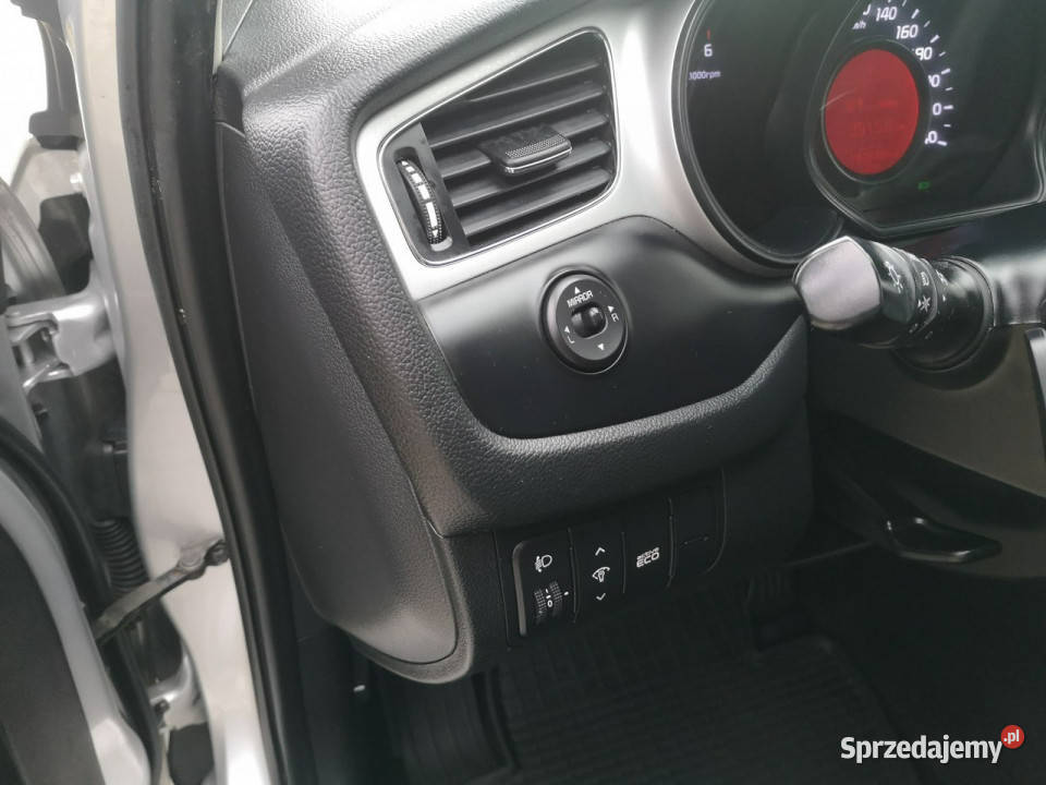 Kia Ceed 16 CRDI 120 Klima Automat Czujniki wspomaganie kierownicy Strzegom sprzedam