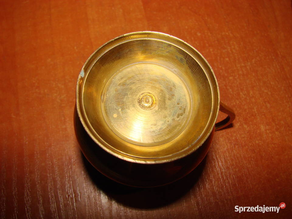 mały mosiężny dzbanek Pruszcz Gdański