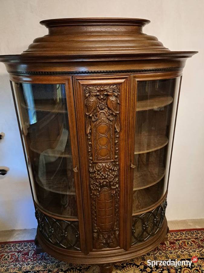 Piękna owalna witryna neorenesans Myślibórz