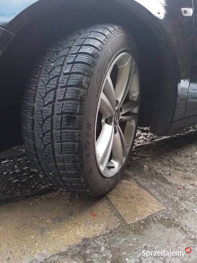 Opel Insignia 2010r stan idealny czujnik zmierzchu sprzedam