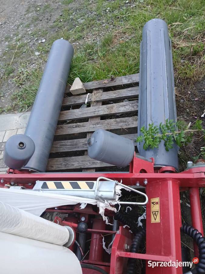 Owijarka do bel samozaładowcza ze stawiaczem Rolnictwo Stróże