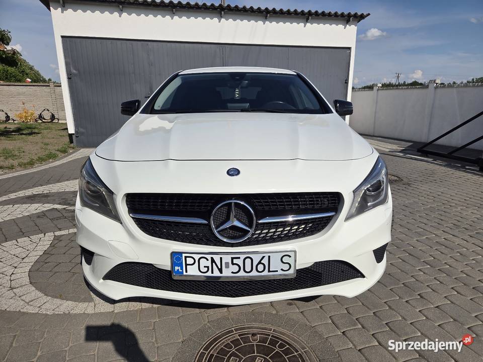 Mercedes cla ładny oszczędny dynamiczny Trzemeszno