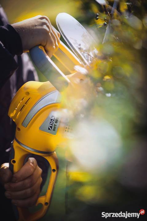 Sekator elektryczny STIGA SHT 600 do żywopłotu łódzkie