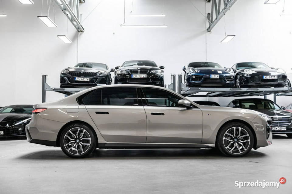BMW 740 FV 23 Gwarancja 122027 Webasto Sky isofix Węgrzce