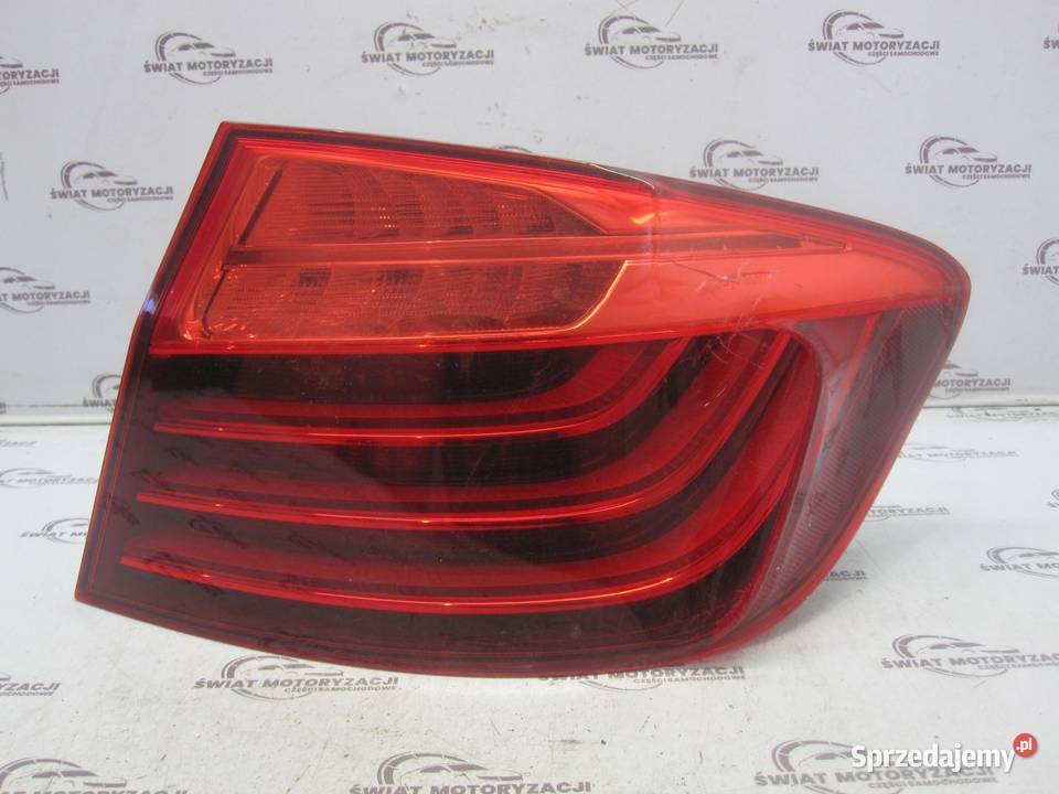 BMW F10 LIFT lampa prawy tył 18408002