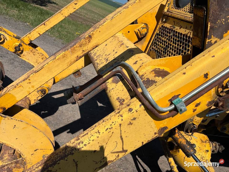 Koparko Ładowarka MF 50 R 4x4 Rok produkcji 1970