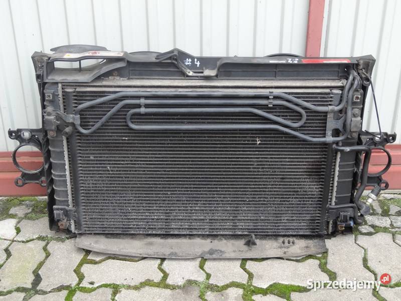 AUDI A8 D2 9902 37 42 CHLODNICE PAS PRZEDNI Przemęt