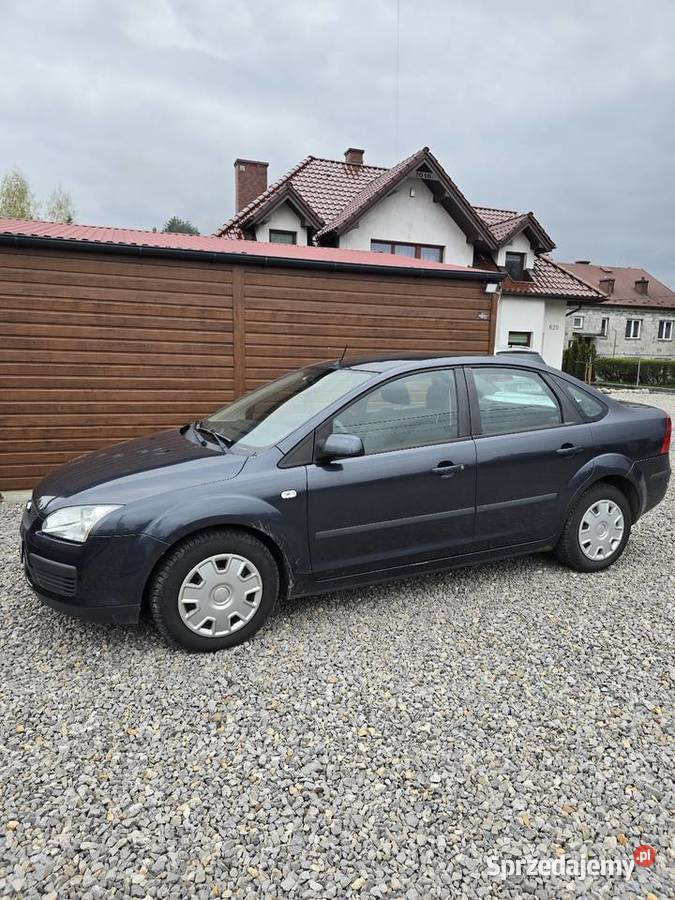 Ford Focus mk2 sedan Łapczyca