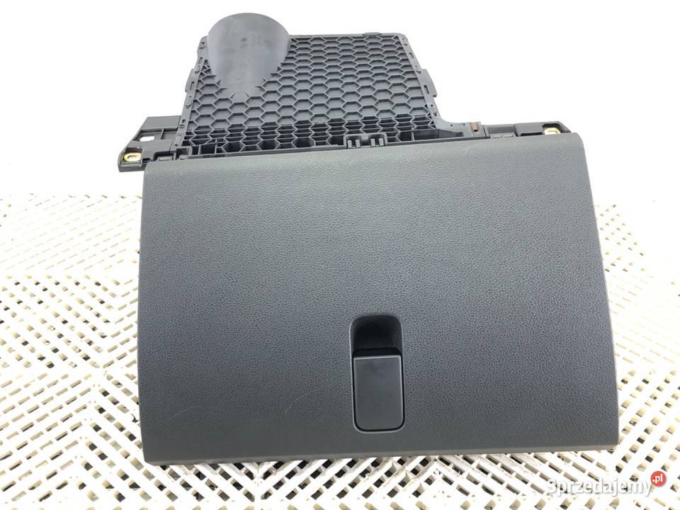 SCHOWEK PASAŻERA SKODA FABIA III Hatchback podkarpackie