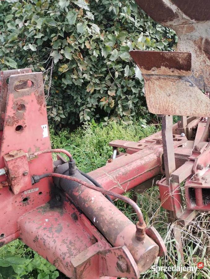 Pług obrotowy 3 skibowy nieuszkodzony Rolnictwo łódzkie