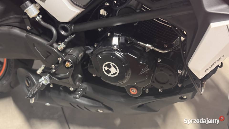 Barton Naked 125 NOWY Rejestracja Raty 5Biegów Motocykle, skutery, quady Kobiele Wielkie
