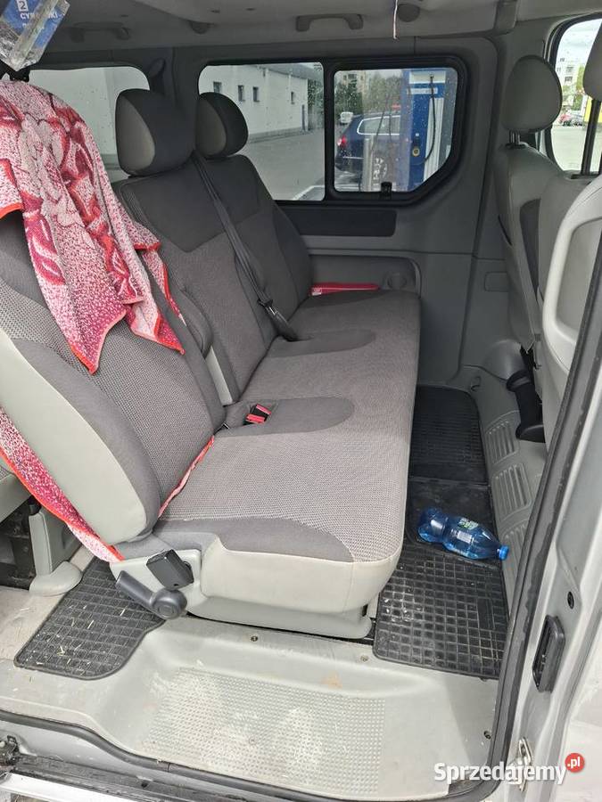 Opel vivaro 25 dci 8smio osobowy sprowadzony Vivaro Kielce