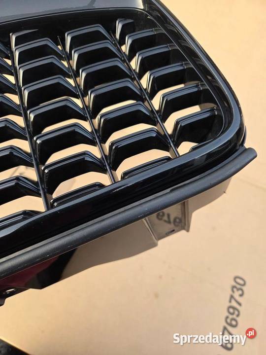 Grill Atrapa chłodnicy Volvo XC60 II RDesign sprzedam