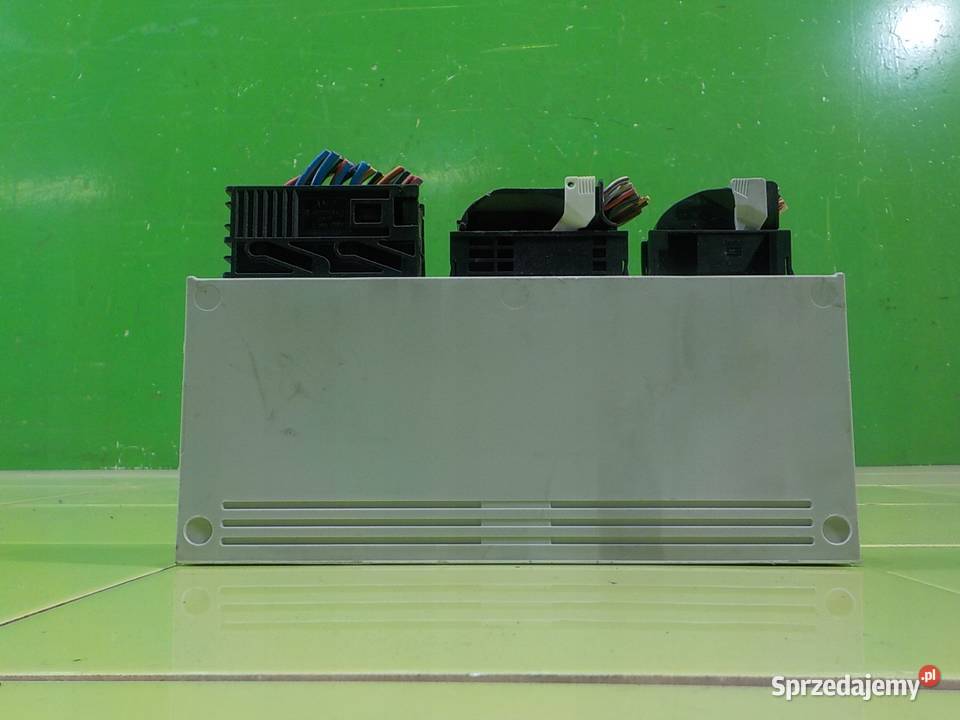 BMW X3 E83 25 B 06r 5D modul sterownik komfortu Suków sprzedam