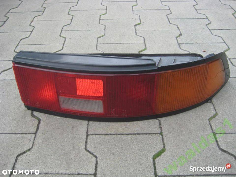 MAZDA 323F 323 F 8994R LAMPA TYŁ PRAWA osobowe Rakoniewice