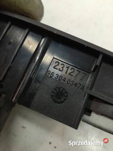 PRZEŁĄCZNIK AWARYJNYCH 963040347S Peugeot 406 I osobowe sprzedam