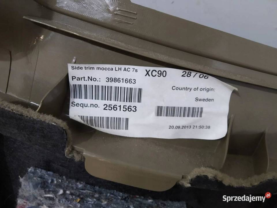 TAPICERKA BOCZEK BAGAŻNIKA LEWA PRAWA KOMPLET