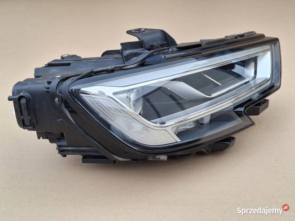 AUDI A3 8V LIFT REFLEKTOR PRAWY FULL LED LAMPA Bieleń