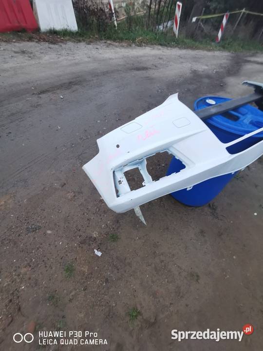 ZDERZAK PRZÓD PRZEDNI AUDI A4 B9 8W0807437 Luzino