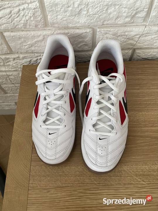 Buty Nike r 42 Bielawa sprzedam