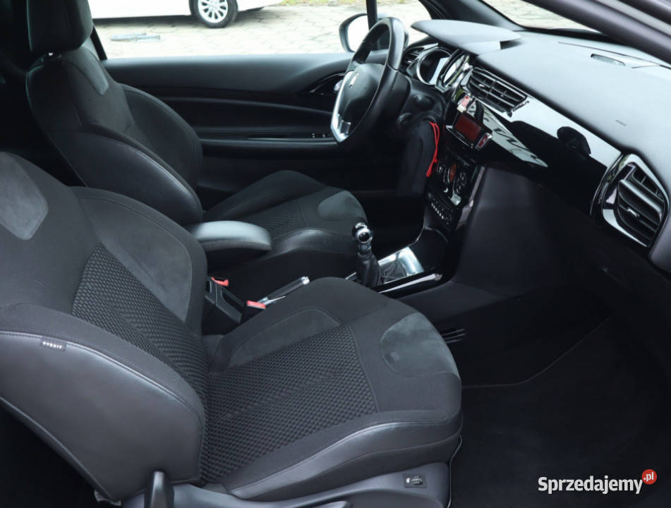 Citroen DS3 12 PureTech nieuszkodzony łódzkie Łódź sprzedam